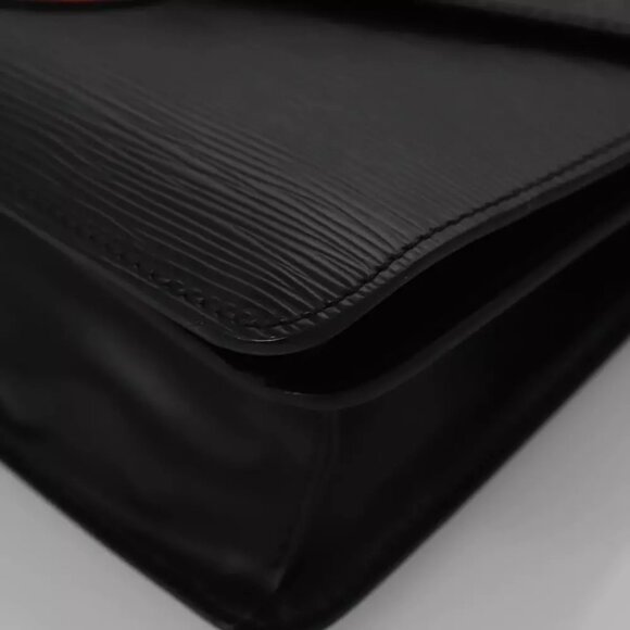 LOUIS VUITTON Epi Free Run Bicolor Shoulder Bag Red Black M52417 LV Auth SW055 - Picture 2 of 15